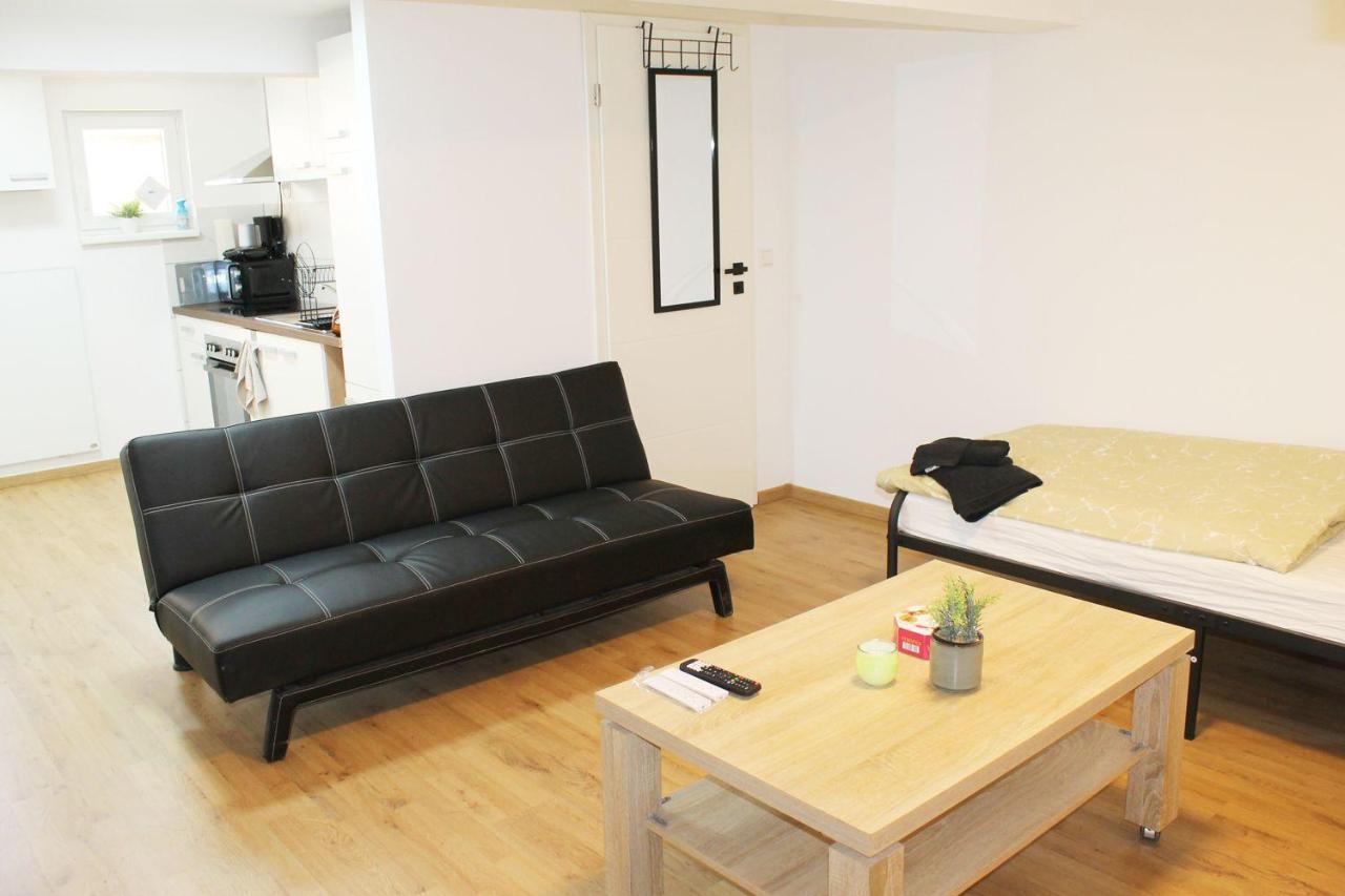 Ruhig Gelegenes Apartment Фаинген-ан-дер-Енц Екстериор снимка